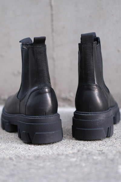 Lira Boots Black