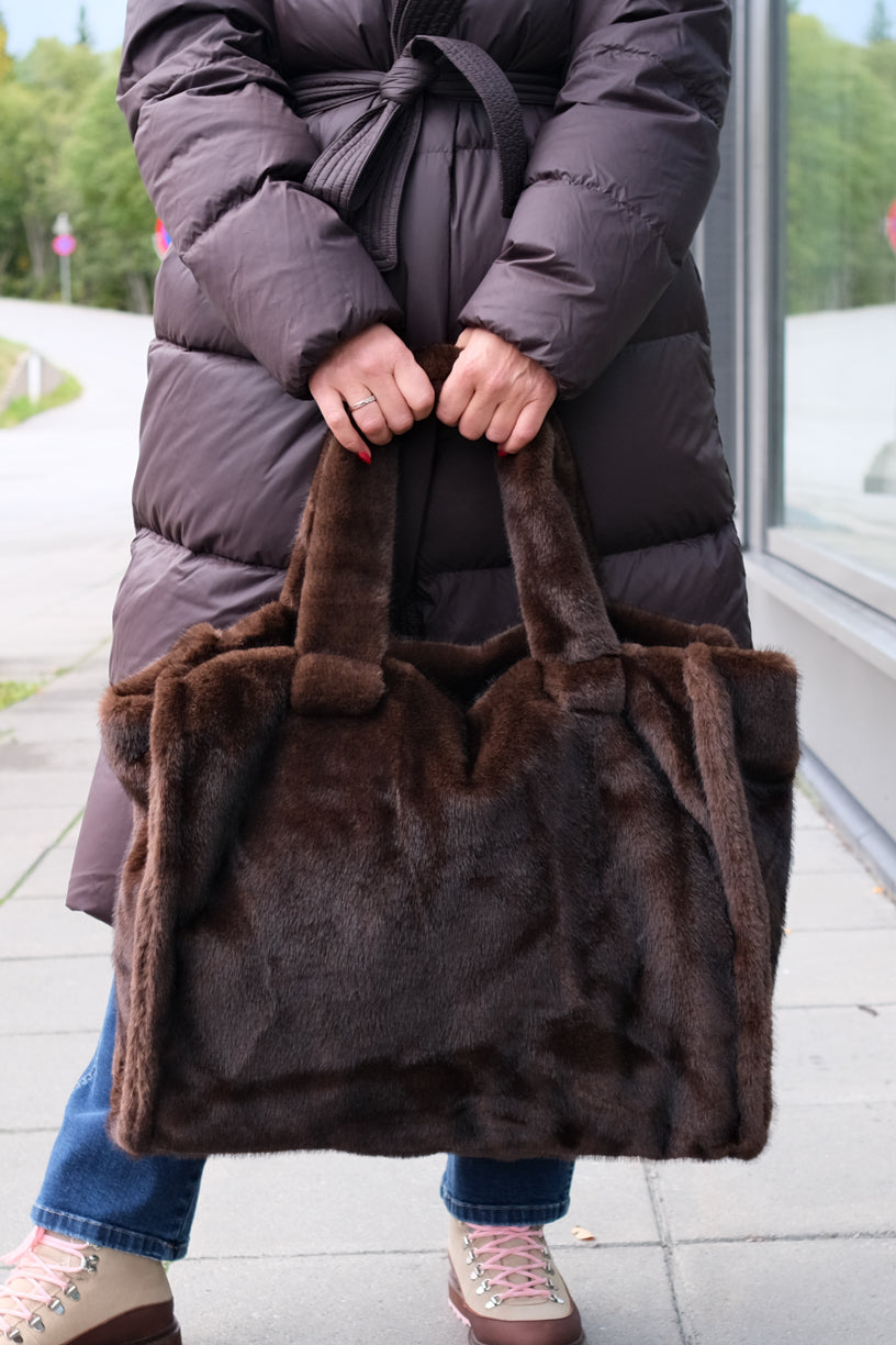 Weekend Bag Fuskepels Brun