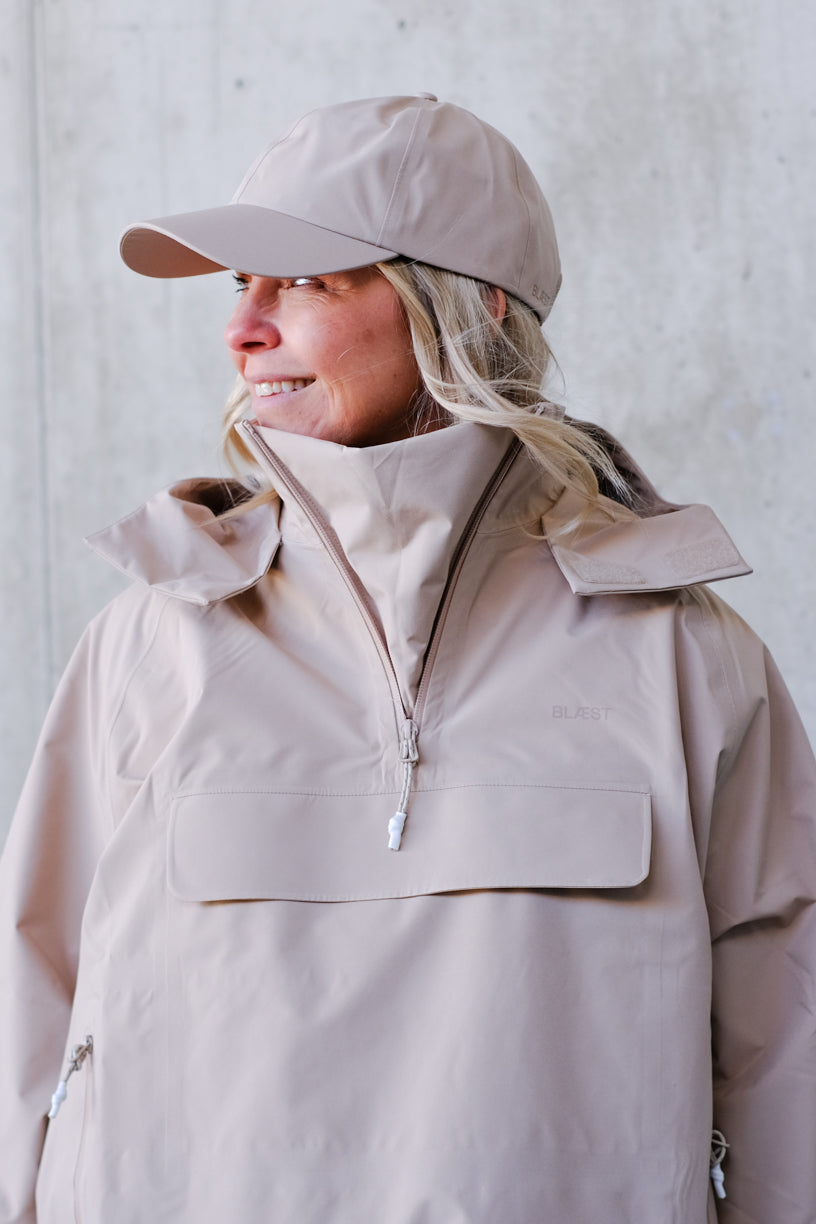 Voss Poncho Beige