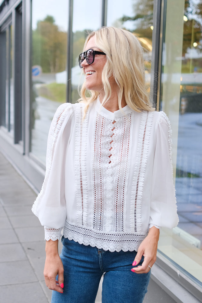 RabiaGo Blouse White