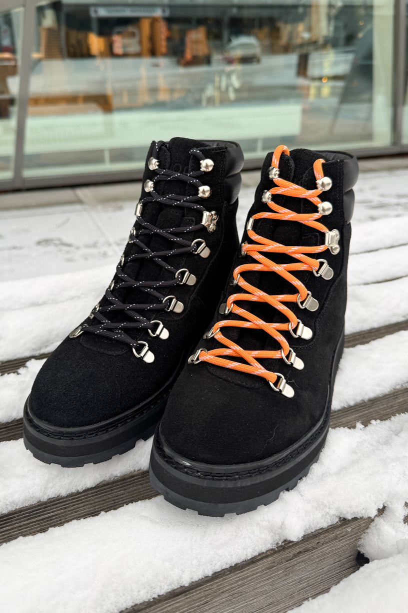 Hiking Suede Black