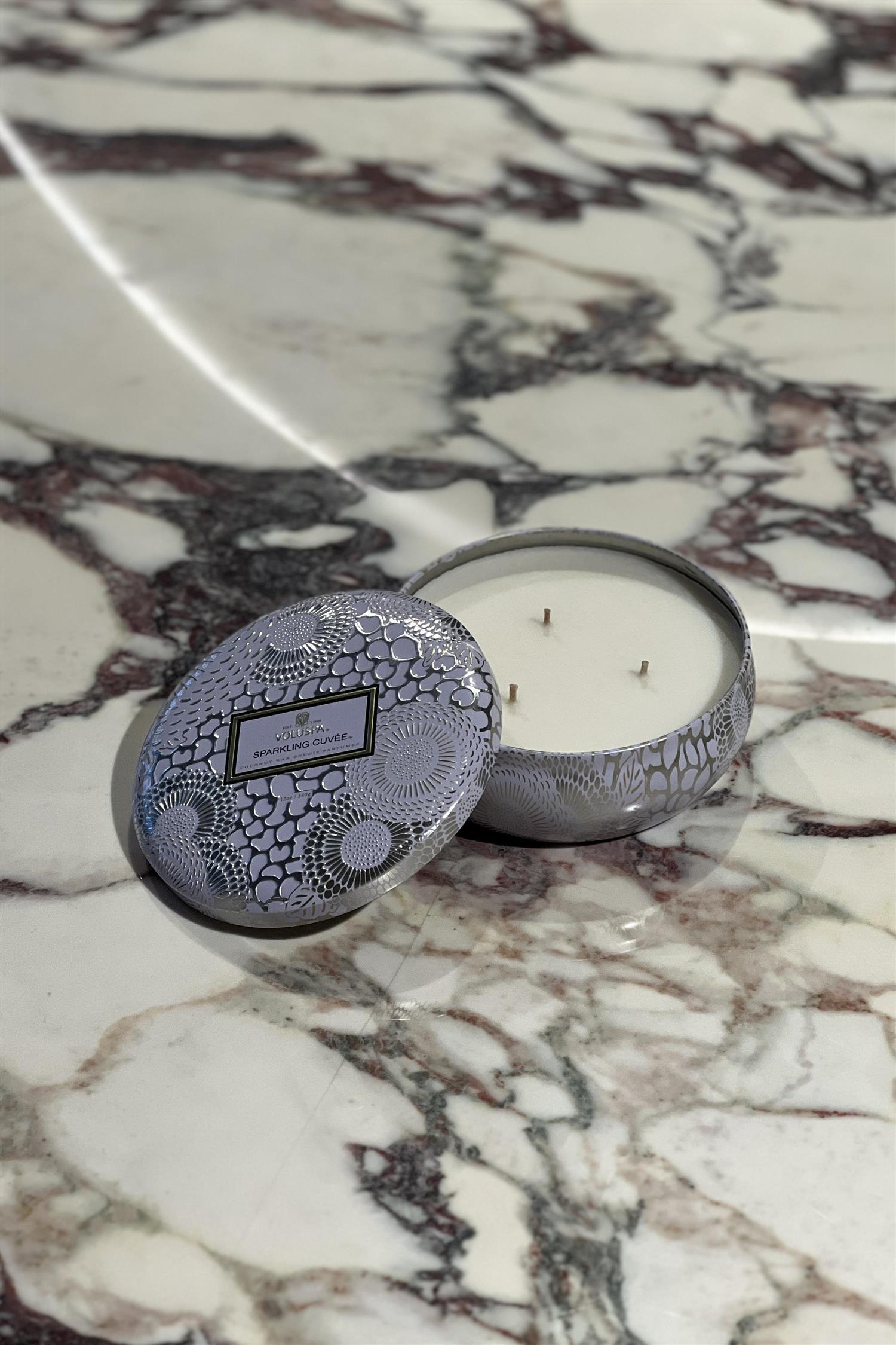 Sparkling Cuvee 3 Wick Tin Candle 40timer