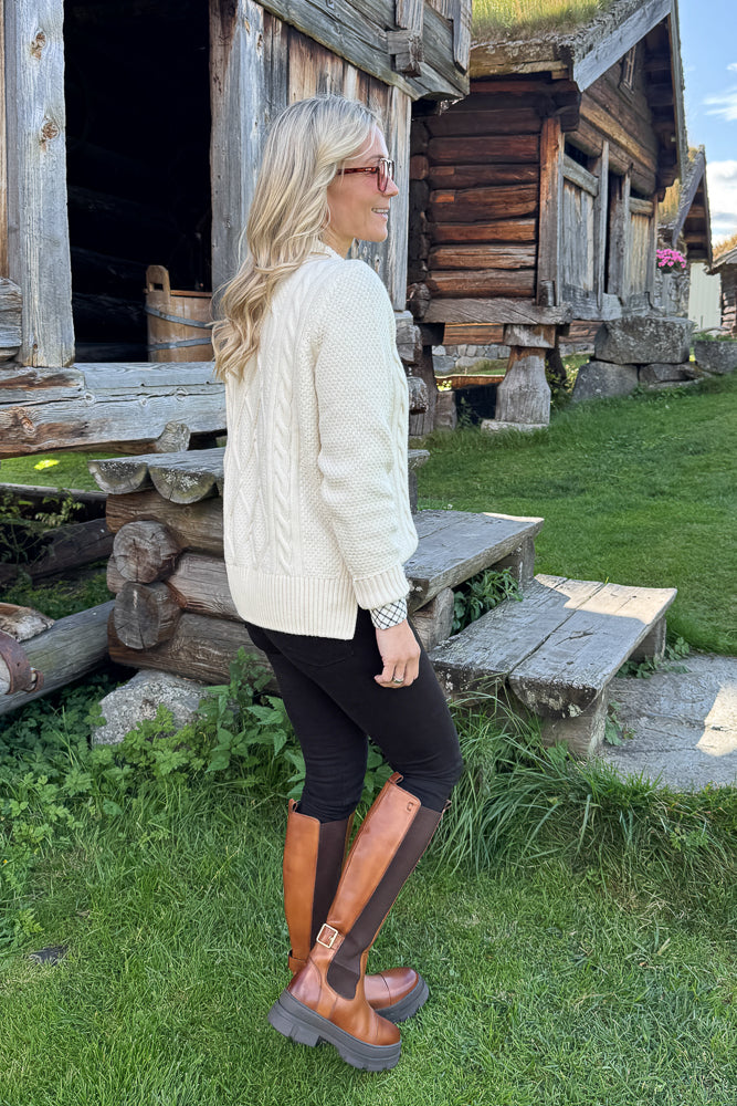 Burne Crew Knitted Jumper Ecru