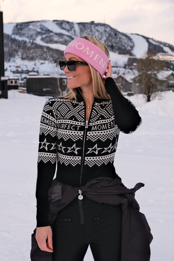 Holiday Body Black & White