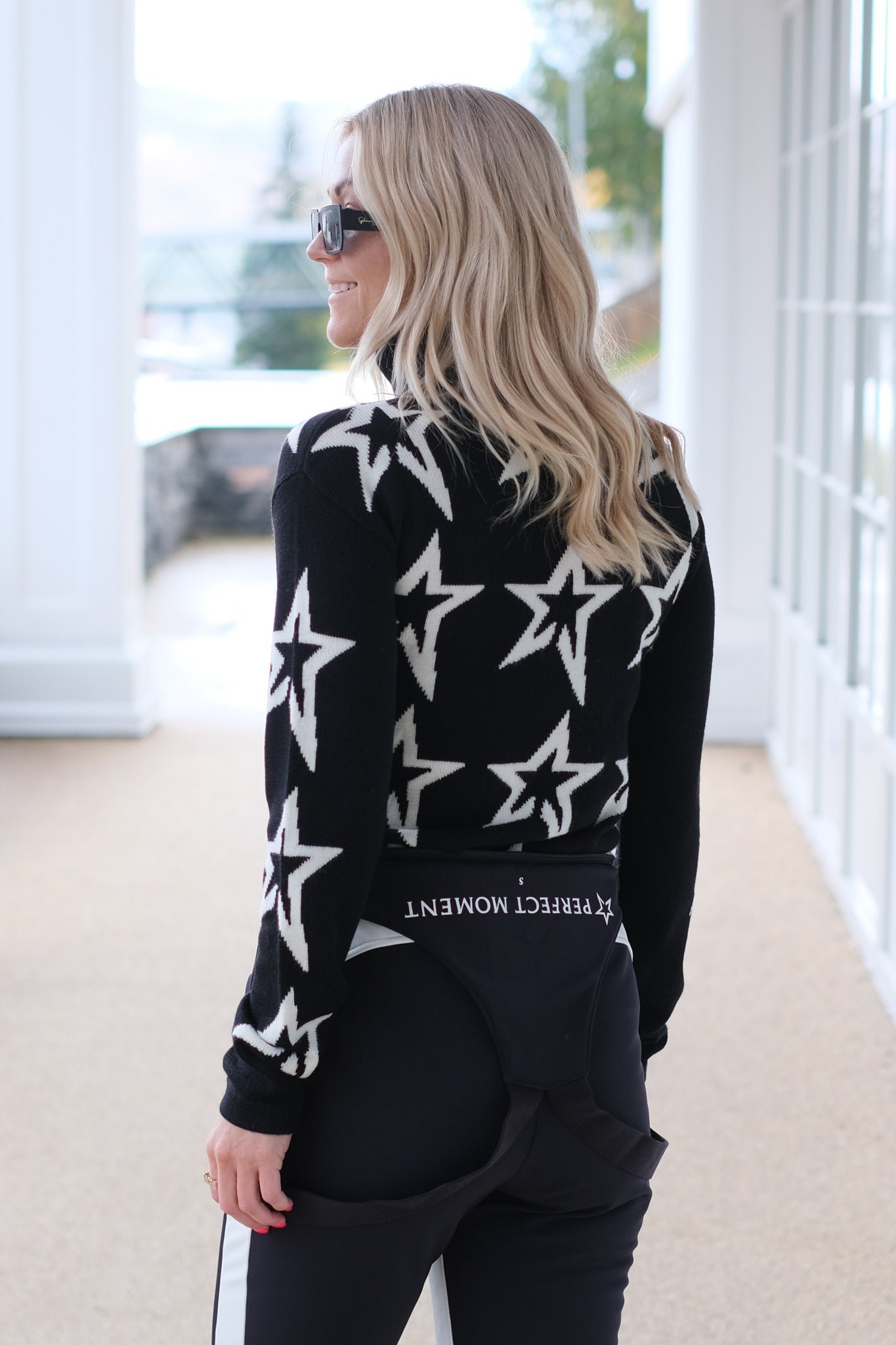 Star Dust Sweater Black / Snow White Star