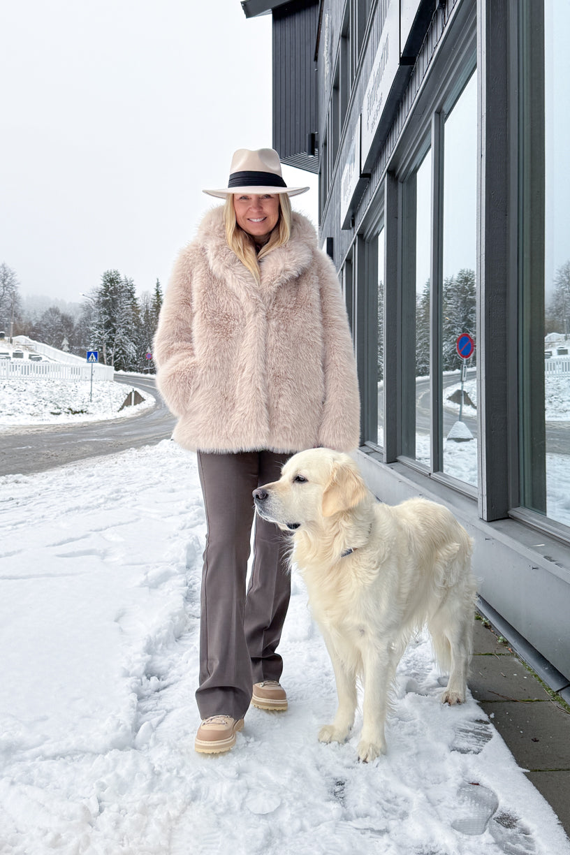 Ull Hatt Med Bånd Lys Beige