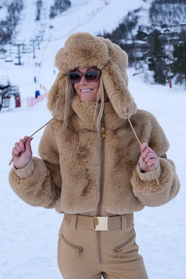 Cher Fluffy Aviator Hat Caramello