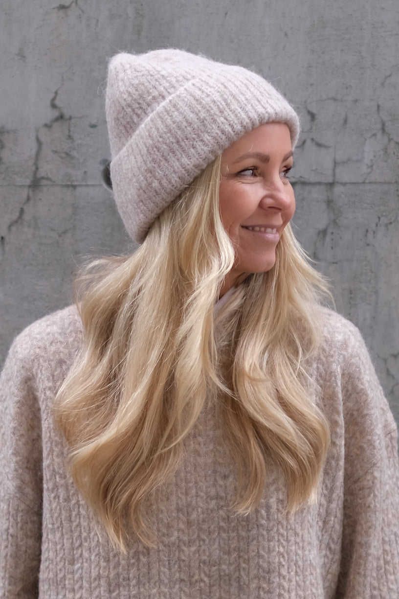 Ayla Beanie Light Taupe