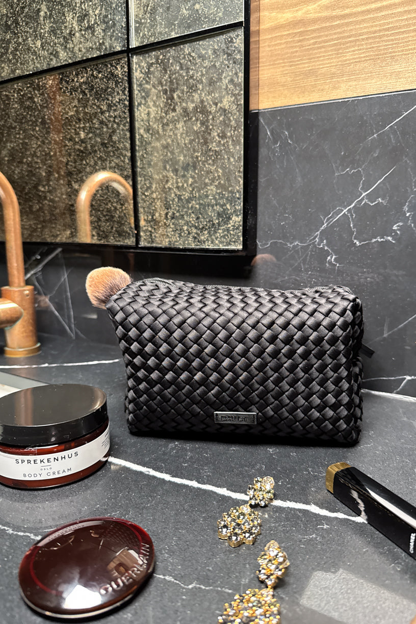 Day Braiding Washbag Black