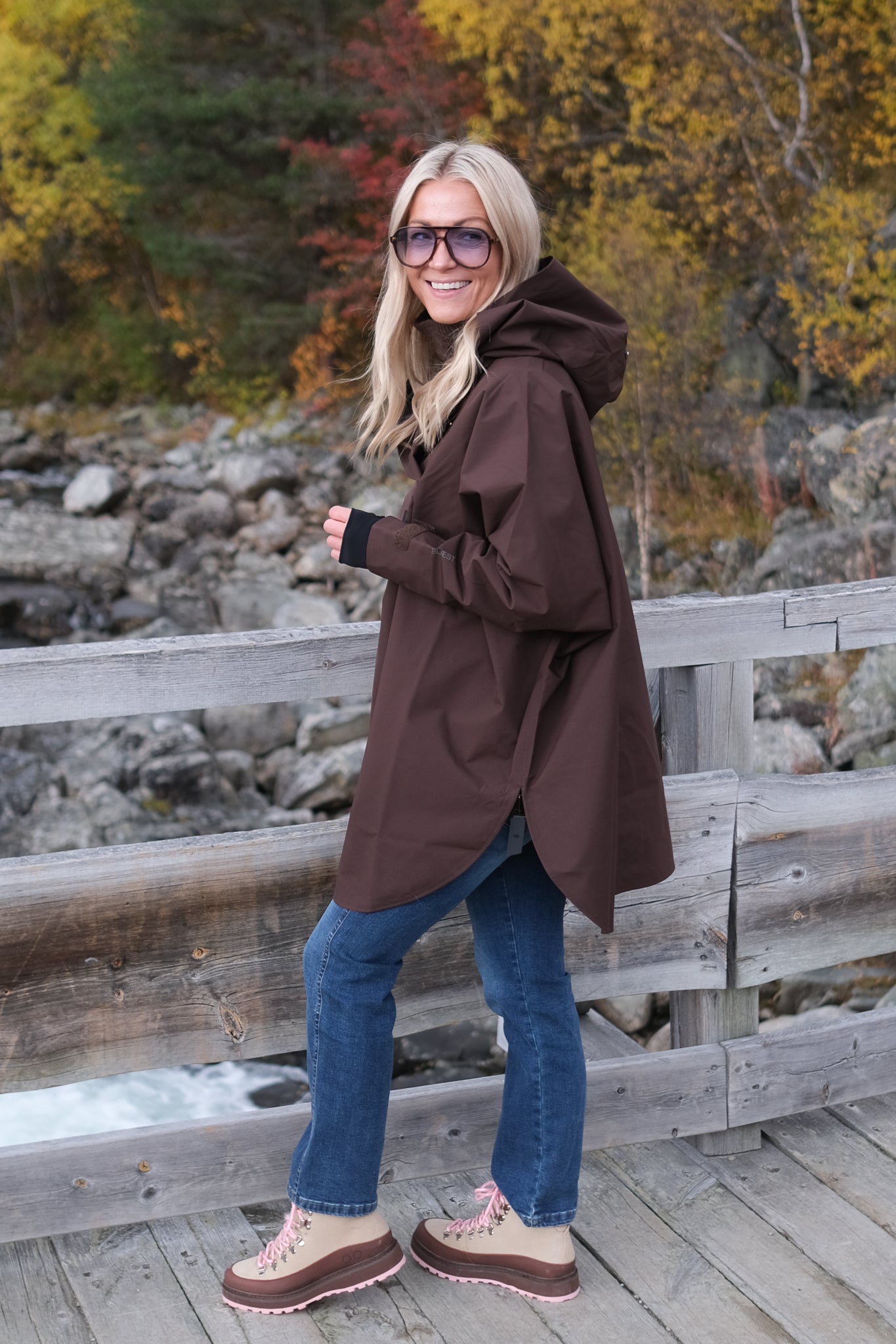 Bergen Poncho Java