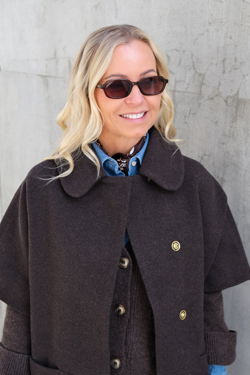 Long Mok Coat Rounded Collar Brown