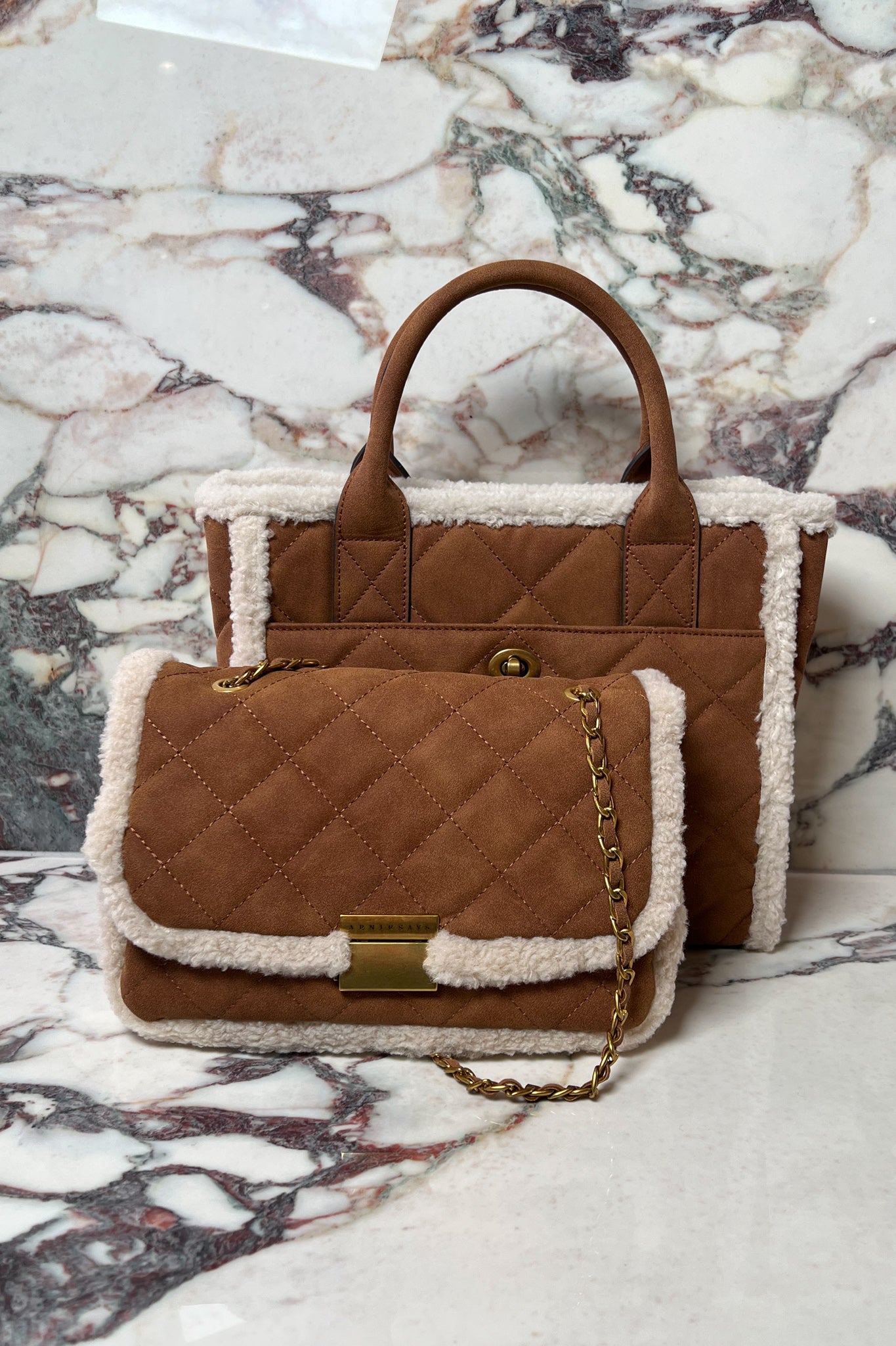 Charlie Shearling Chestnut