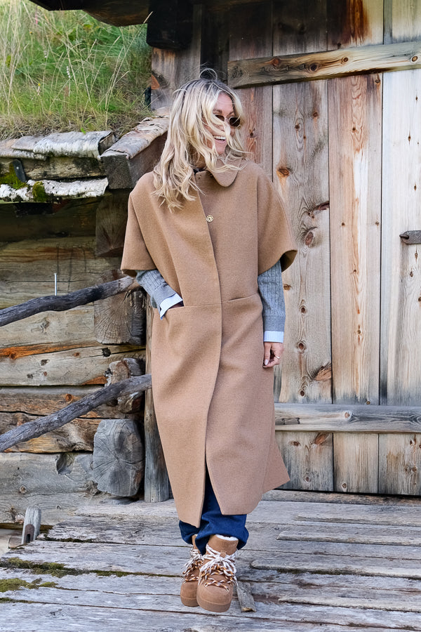 Long Mok Coat Rounded Collar Camel