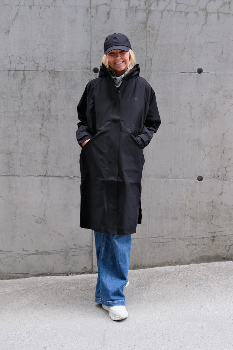 Vangen Coat Black