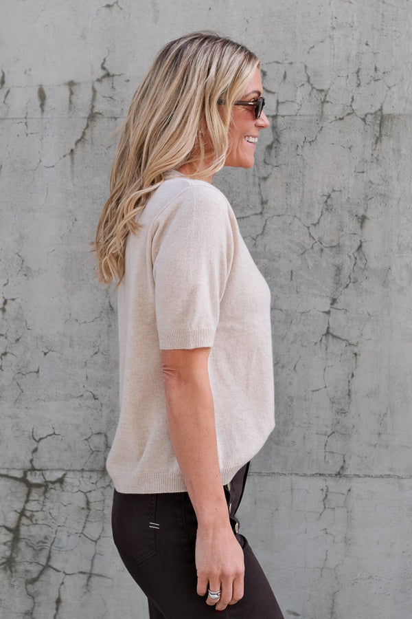 Janet Short Sleeve Knit Beige