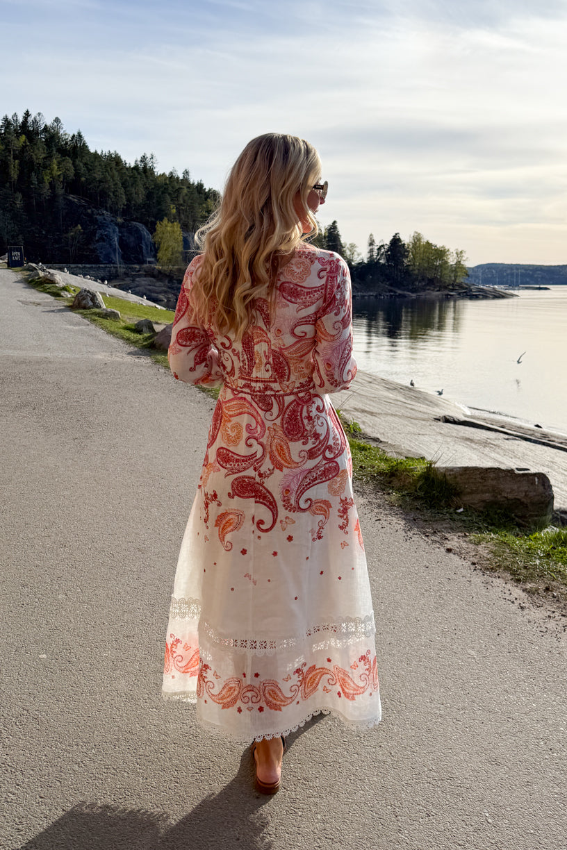 Eilish Dress Pink