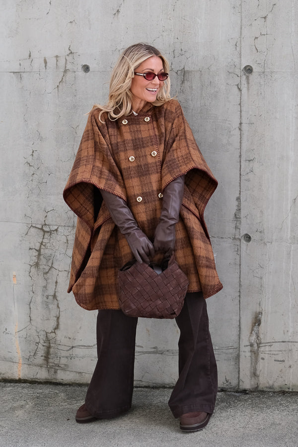 Tailored Cape Autumn Checks