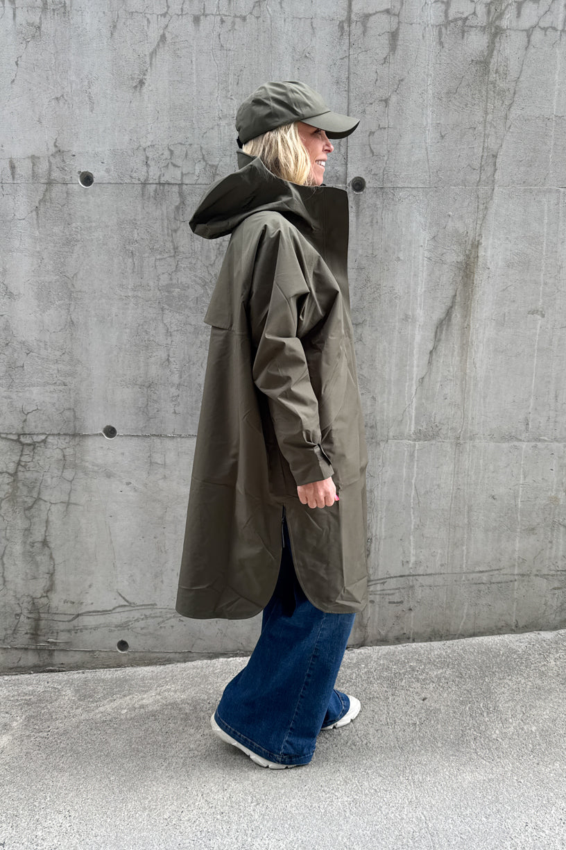 Vangen Coat Grape Leaf