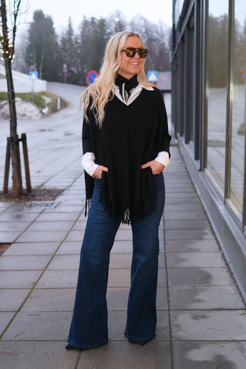 V-Neck Poncho Fringes Black