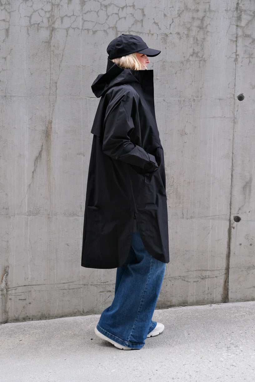 Vangen Coat Black