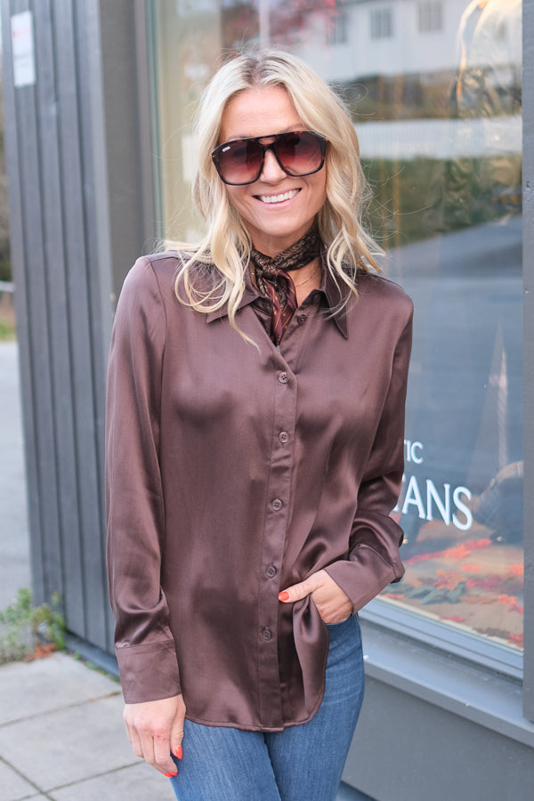 Matt Latia Shirt Brown