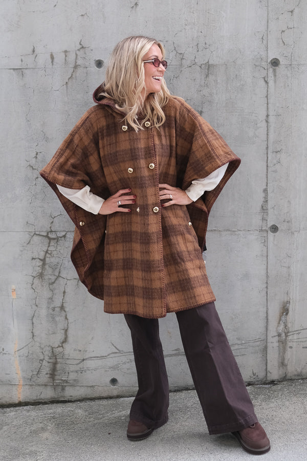 Tailored Cape Autumn Checks