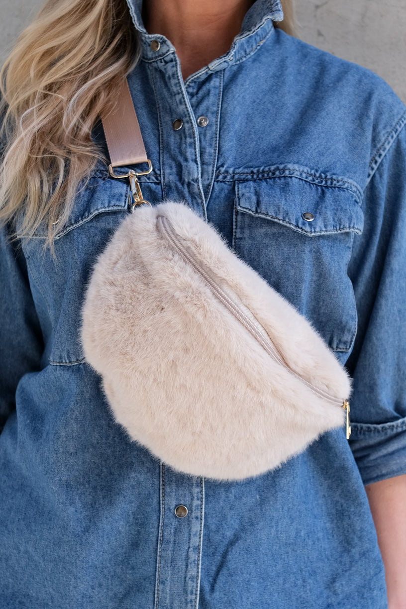 Fuskepels Fanny Pack lys beige
