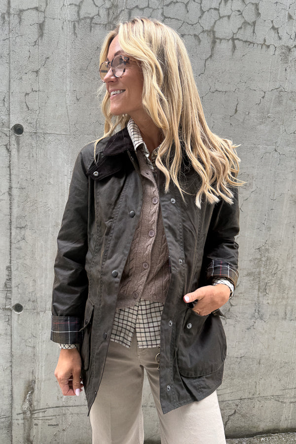 Classic Beadnell Wax Jacket Olive