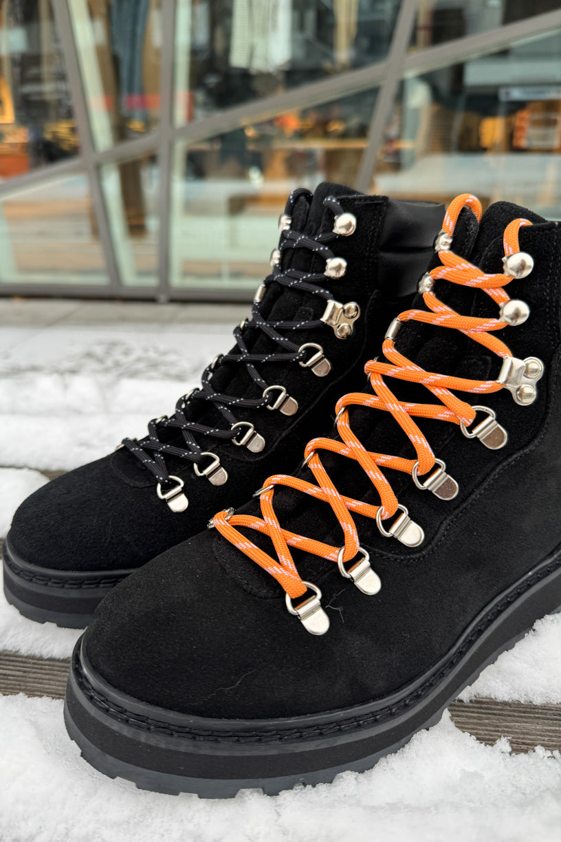 Hiking Suede Black