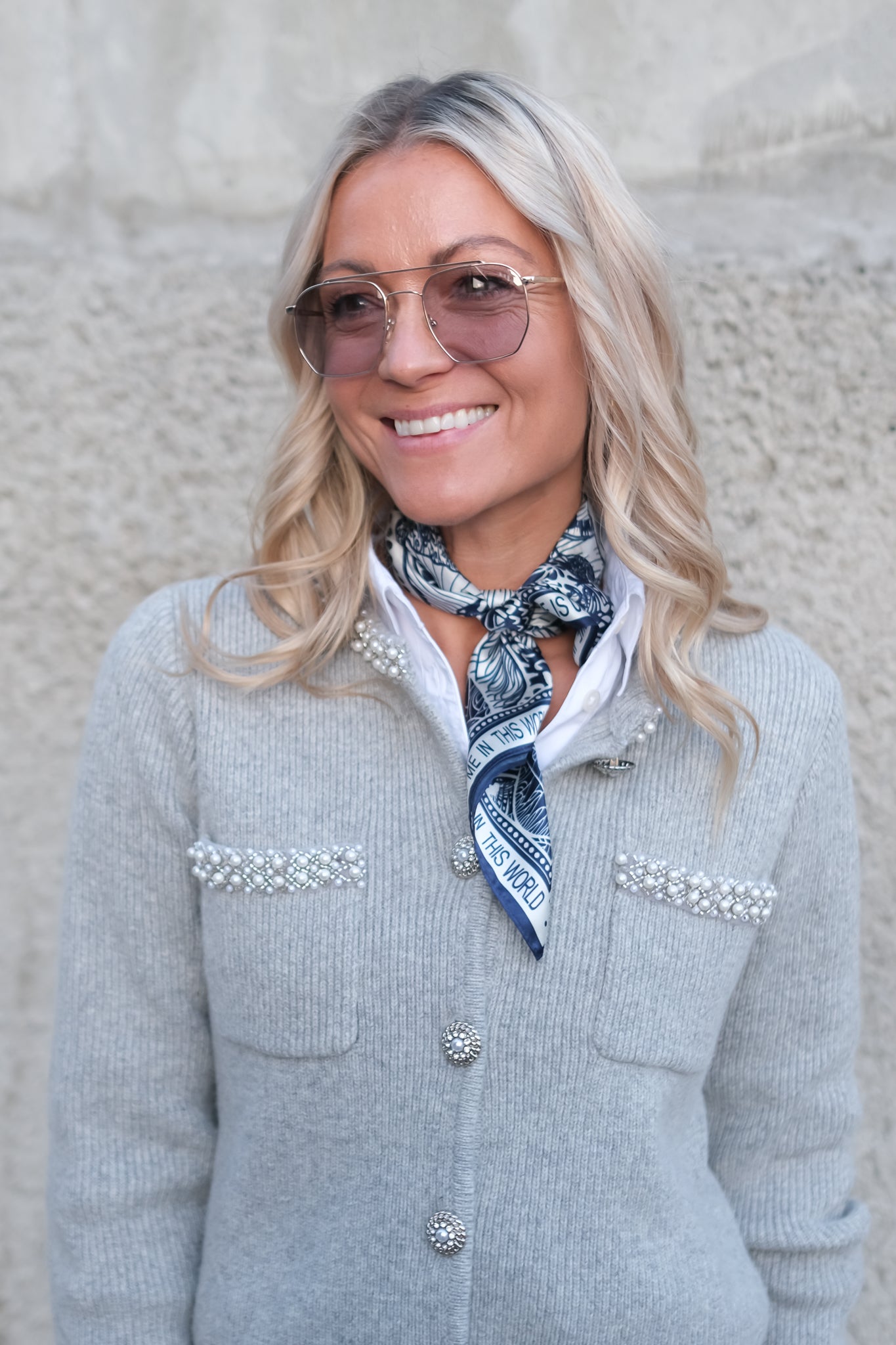 Italiensk Silke Skjerf Square Navy/Creme