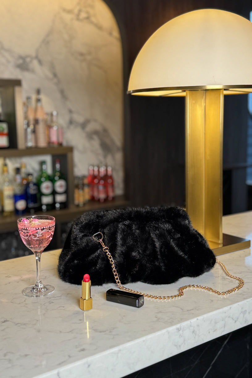 Carrie Fuskepels Veske Sort