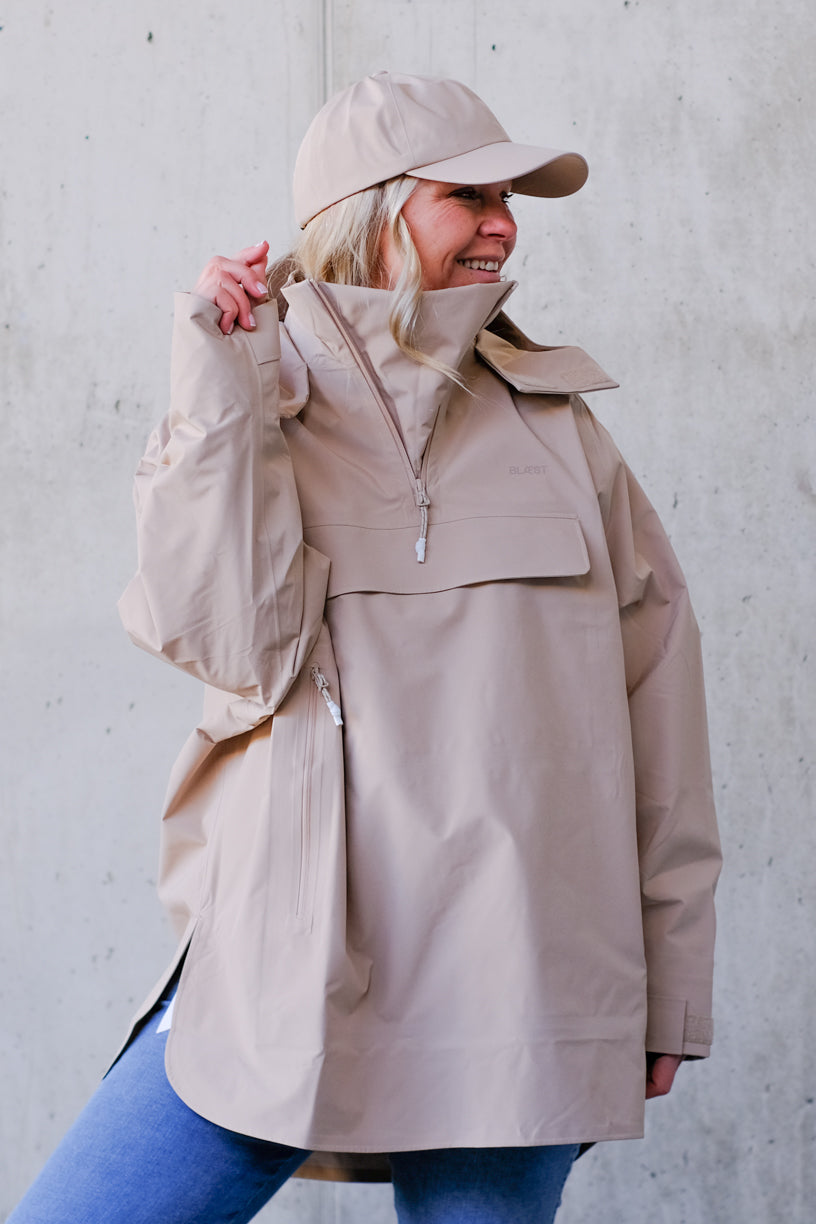 Voss Poncho Beige