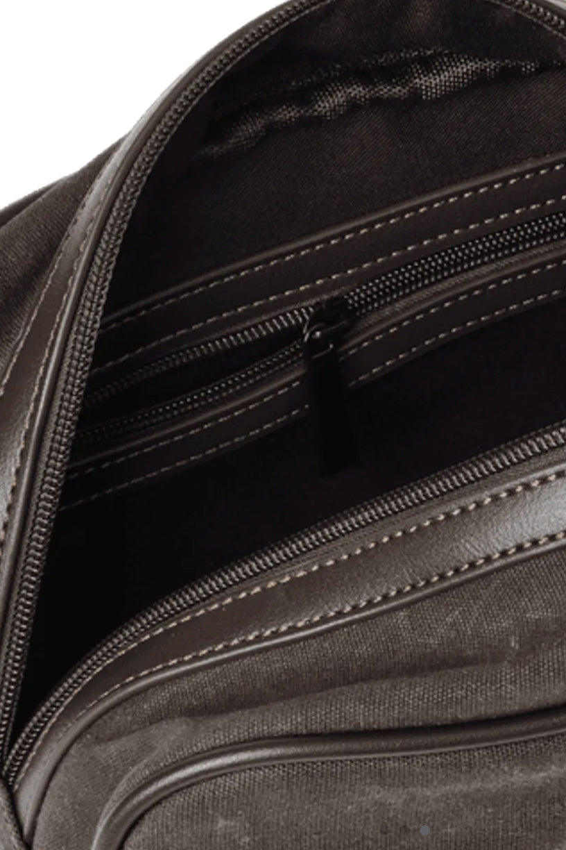 Day Waxed Cotton Washbag Tarmac