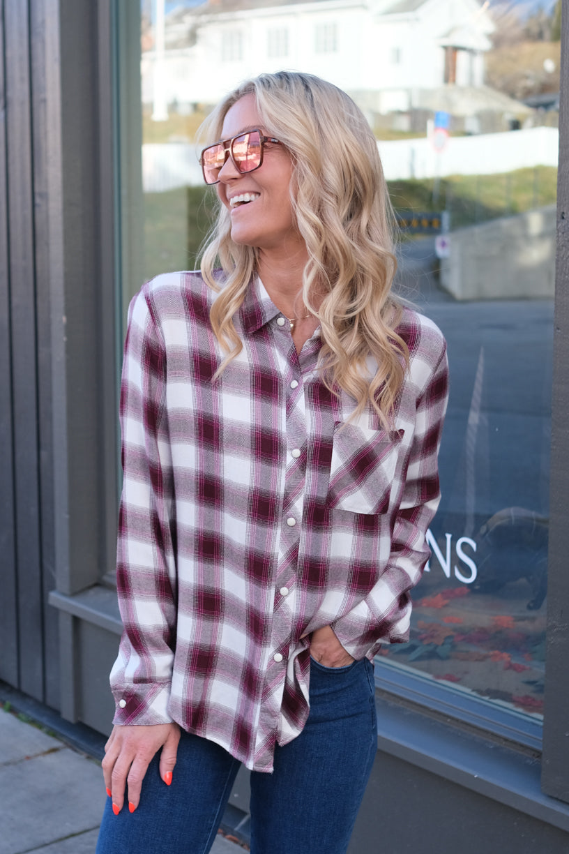 Hunter Shirt Raspberry Wine