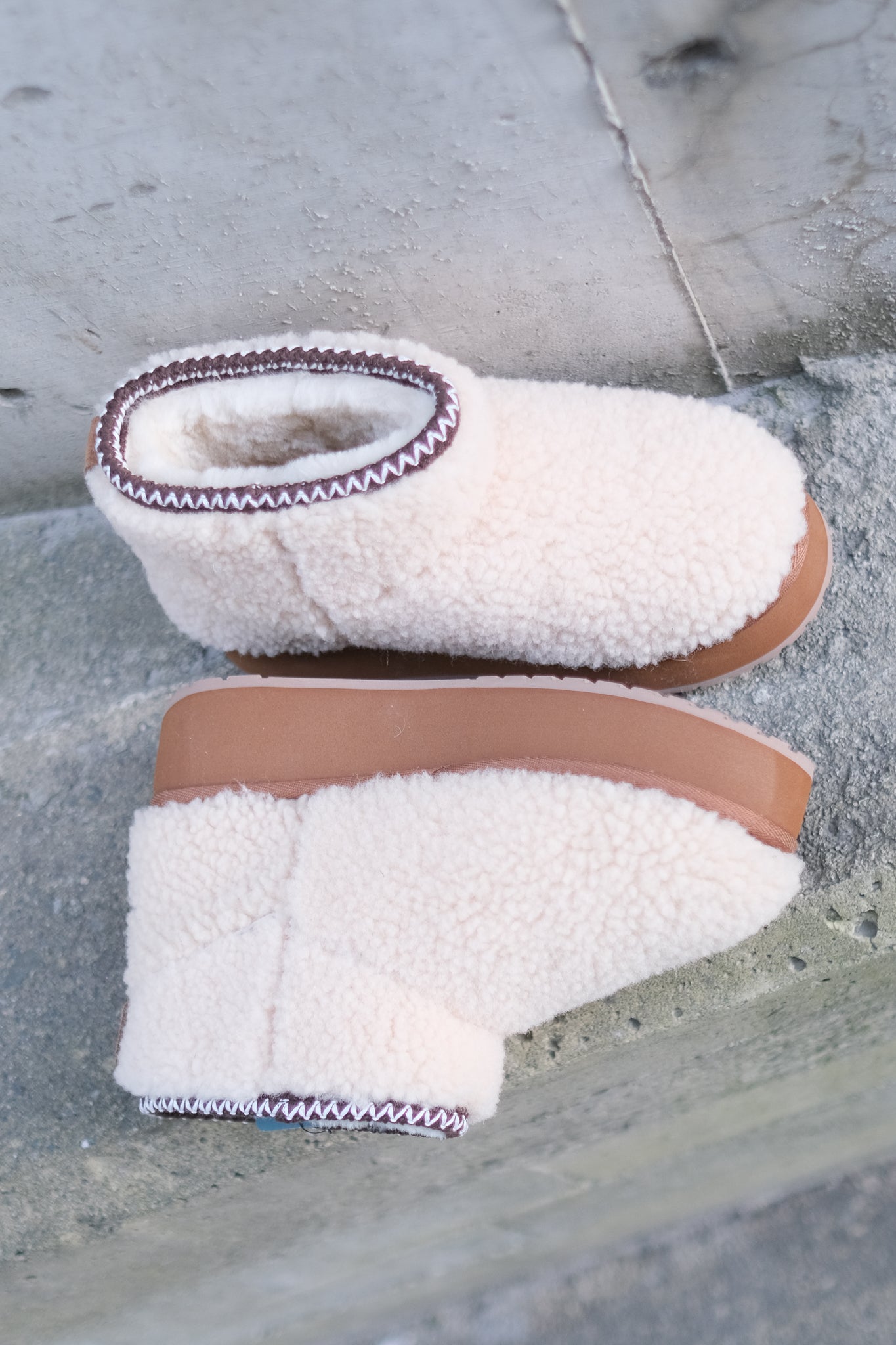 Stinger Micro Flatform Teddy Natural