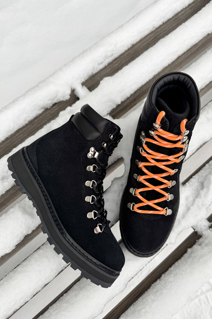 Hiking Suede Black