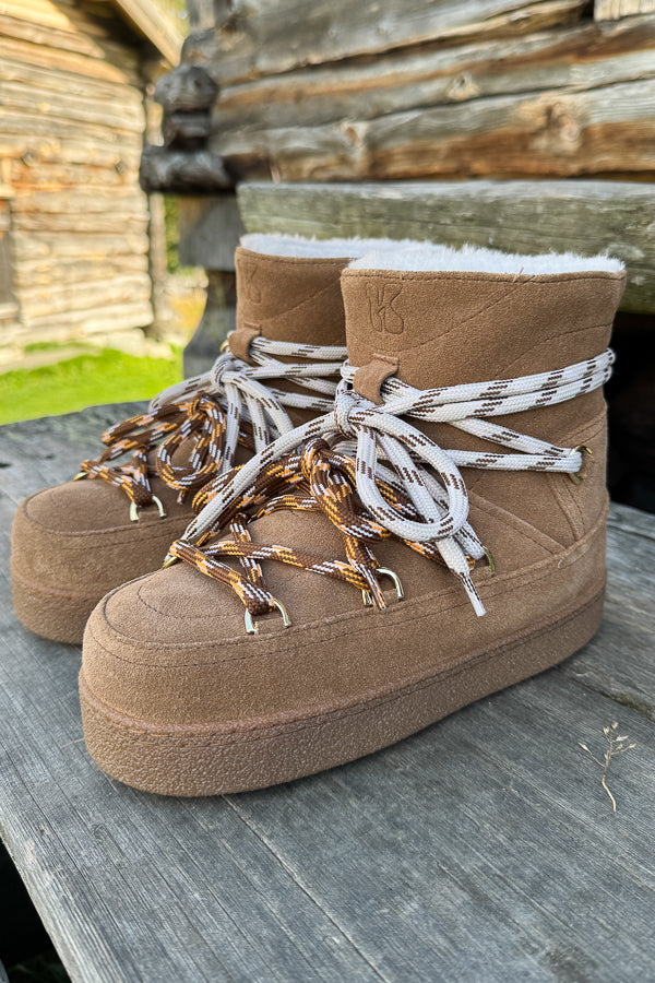 Quilted Suede Boot Brown