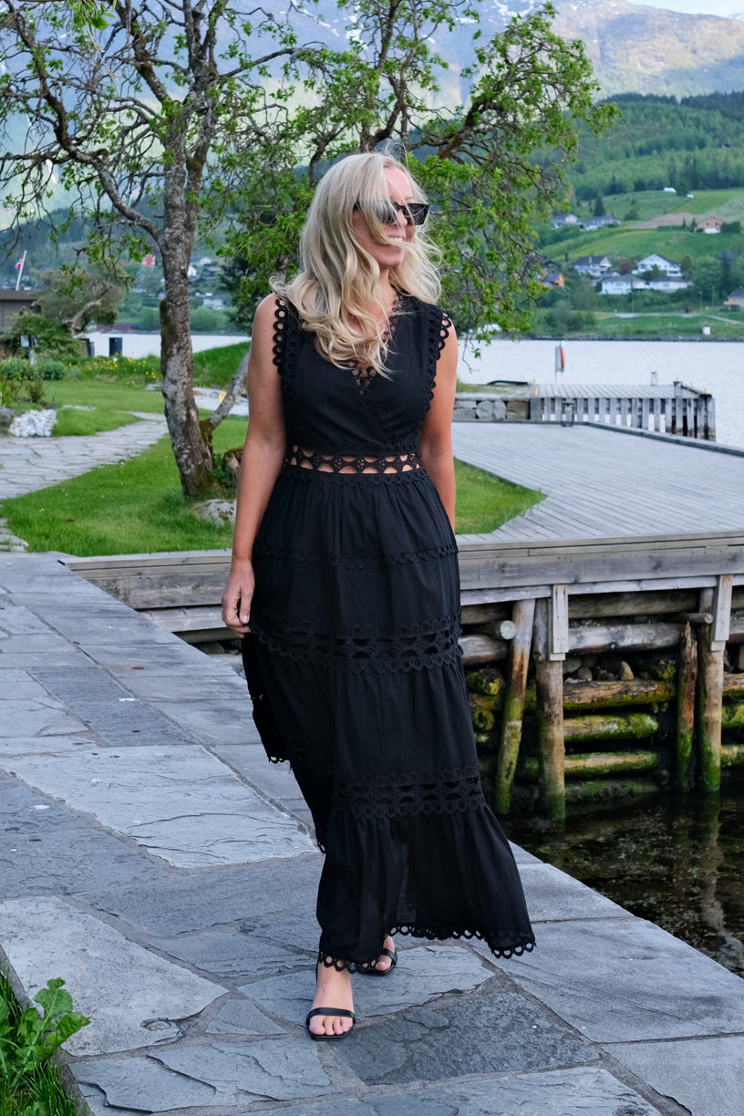 Blondekjole Maxi Sort