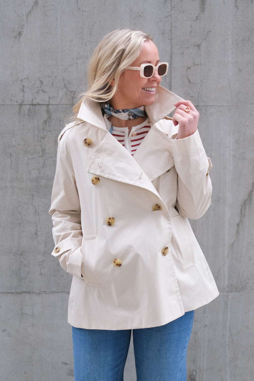 Cine Trenchcoat Short Champagne Beige