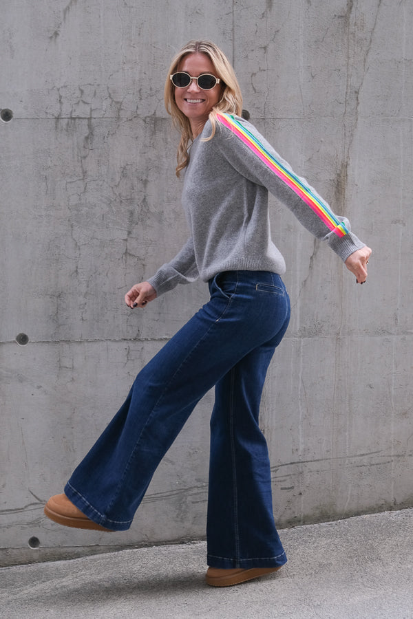 Roundneck Sweater Grey Multicolour Stripes