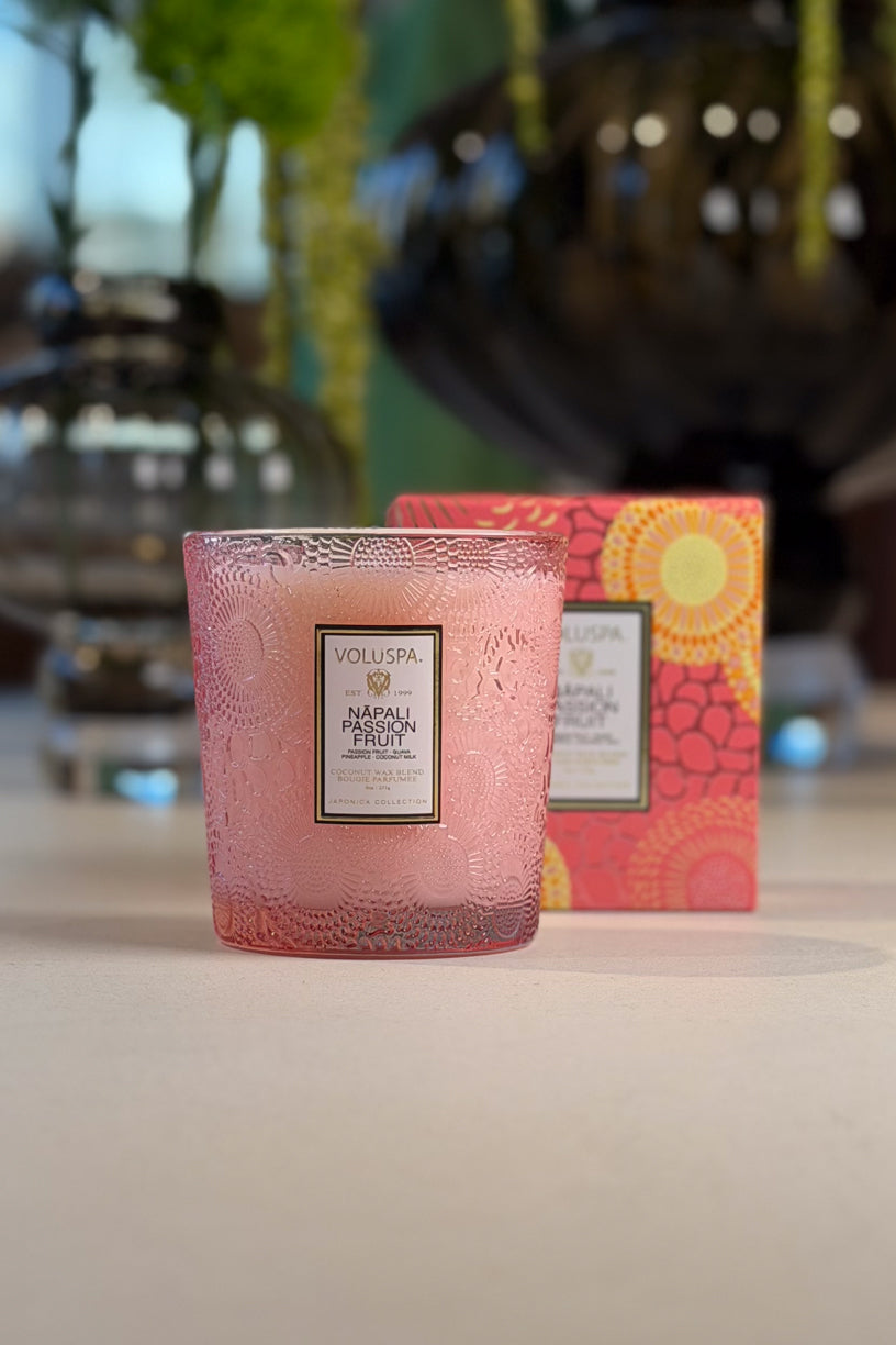 Classic Boxed Candle 40 timer Napoli Passion Fruits