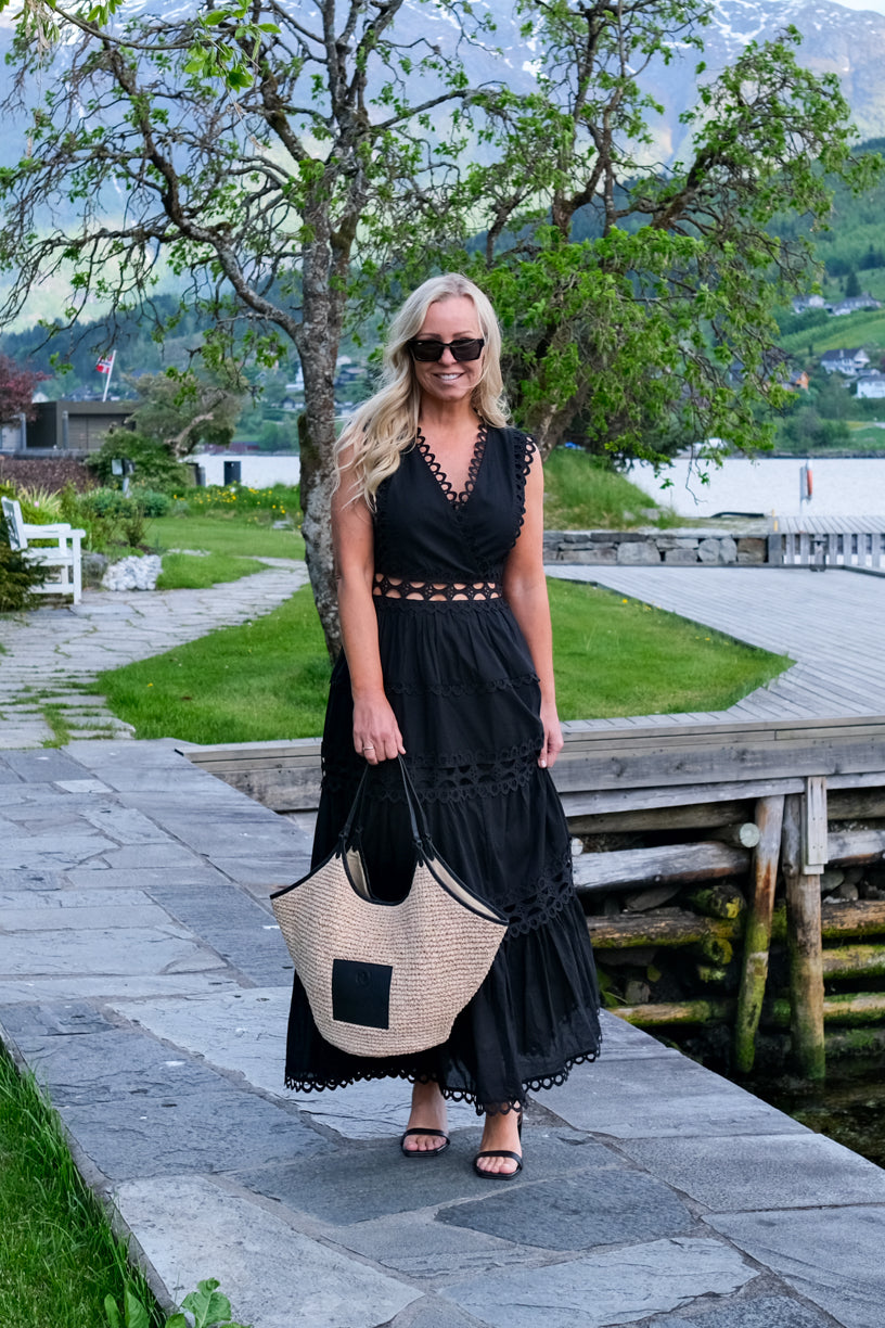 Blondekjole Maxi Sort