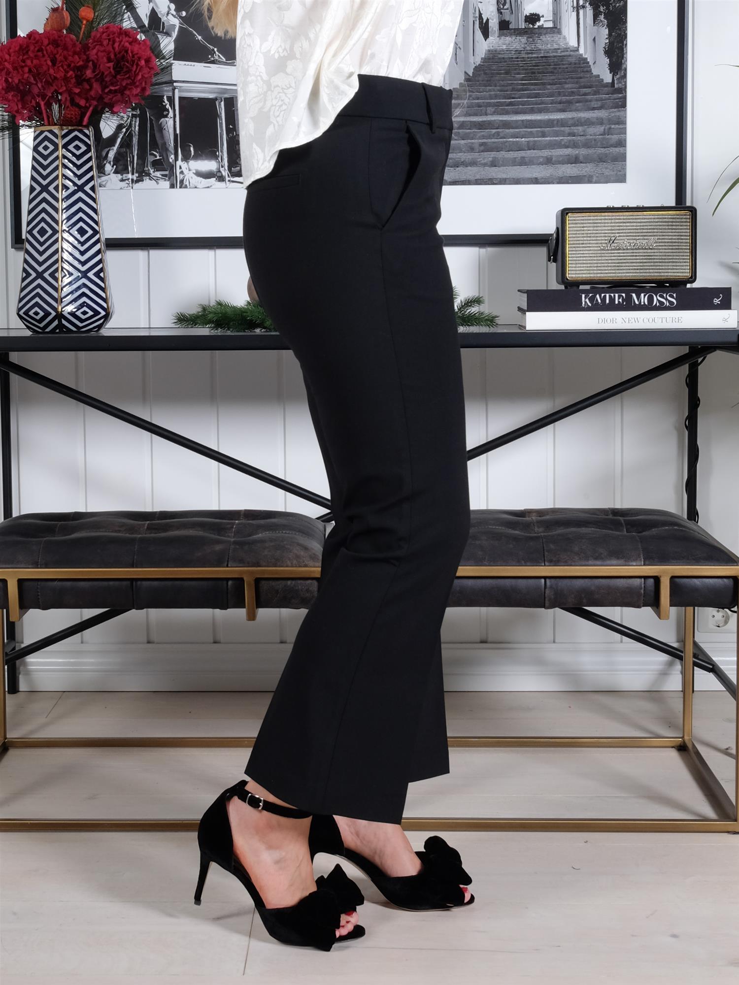 Clara Ankle Black