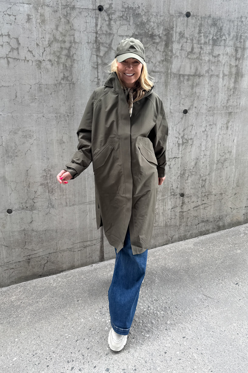 Vangen Coat Grape Leaf