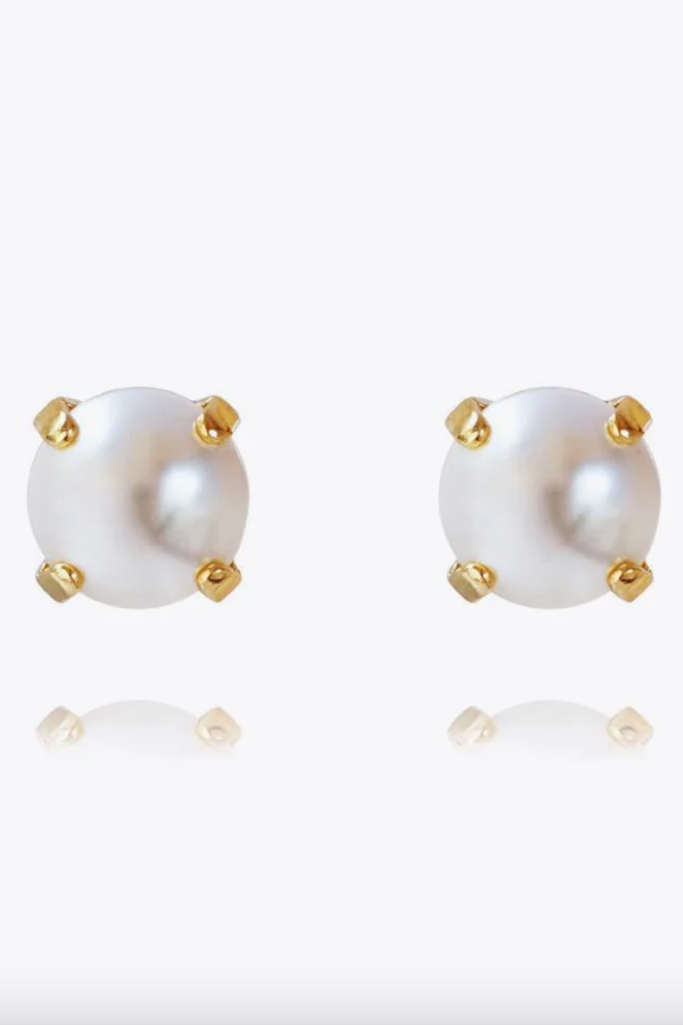 Classic Stud Earrings Gold Pearl