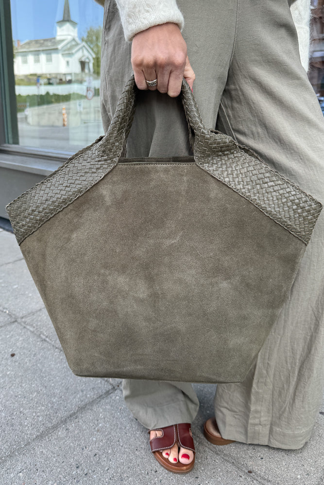 Aura Bag Olive Suede Large