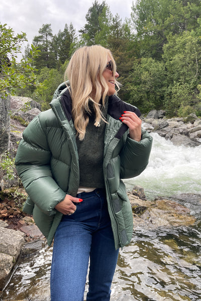 Shiny Besseggen Jacket Dark Green