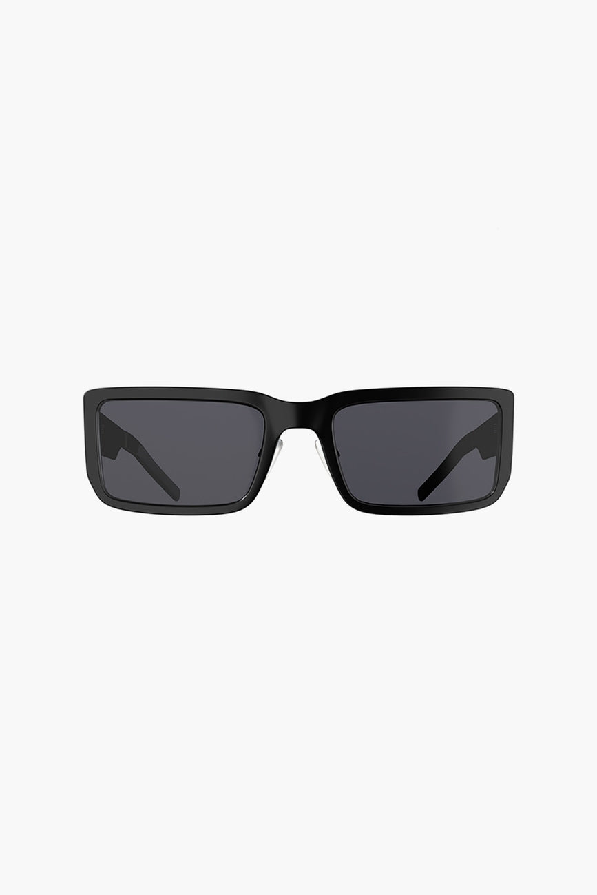 Magnetic Black