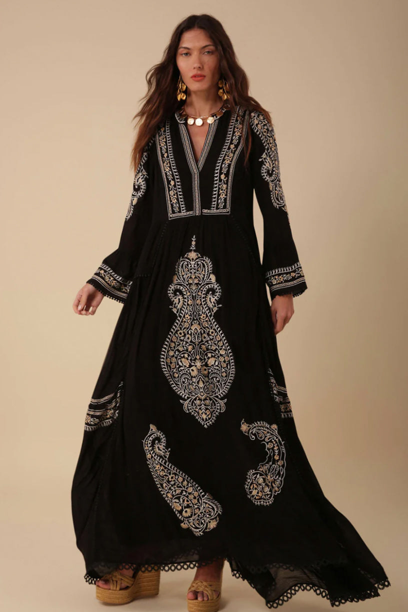 Isabel Embrodery Maxi Dress Black