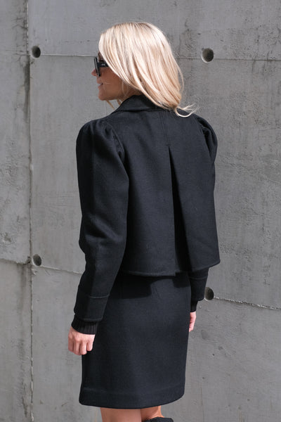 Tailored Jacked Black